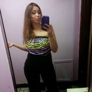 Meet your Posher, Estrella